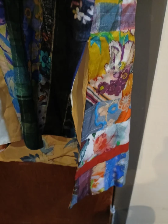 gorgous multi-coloured floral reversible silk duster - Picture 7 of 10